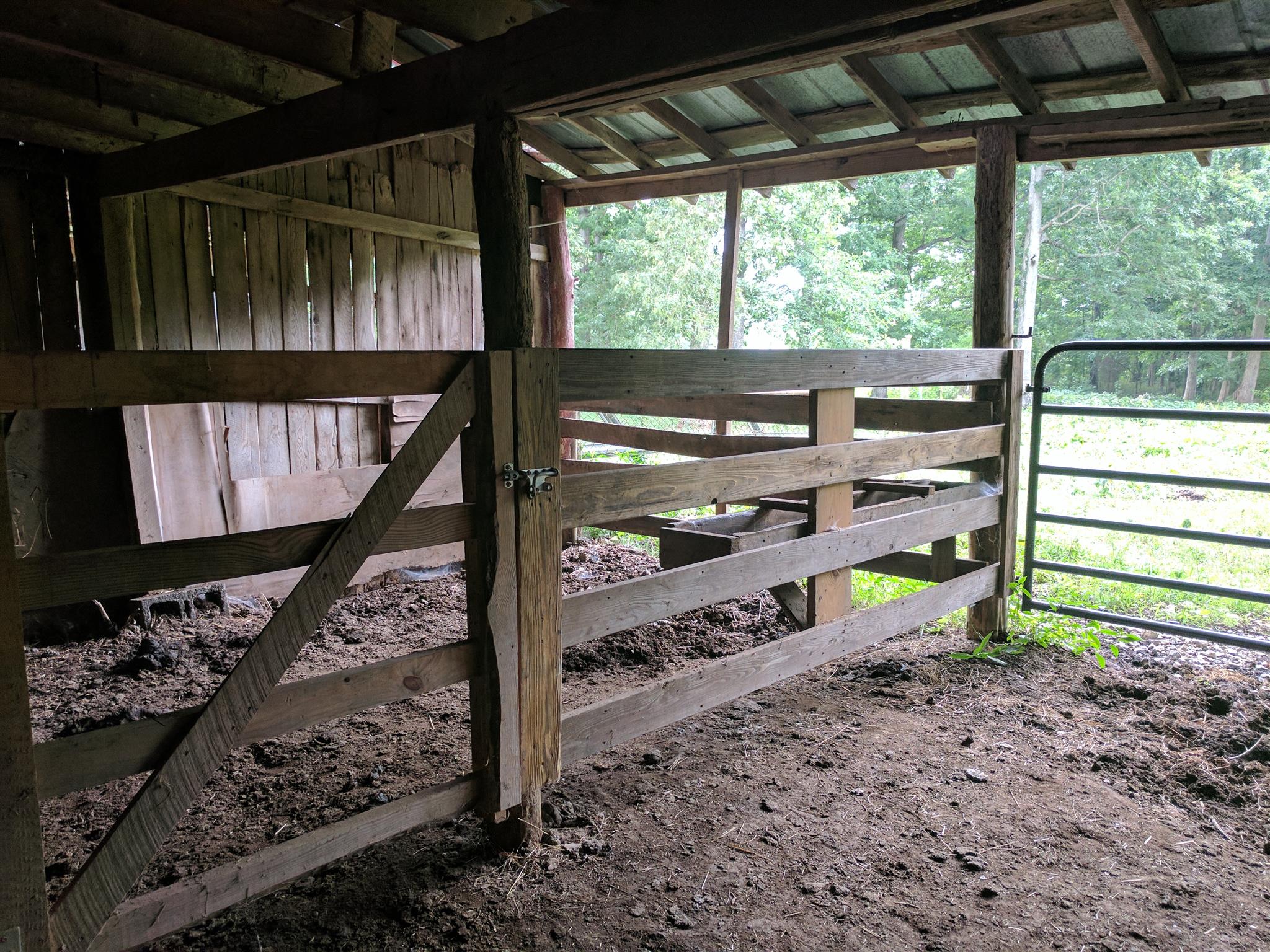 489 Ab Wade Road Portland, TN 37148 - Photo 17 of 23 a view of a porch