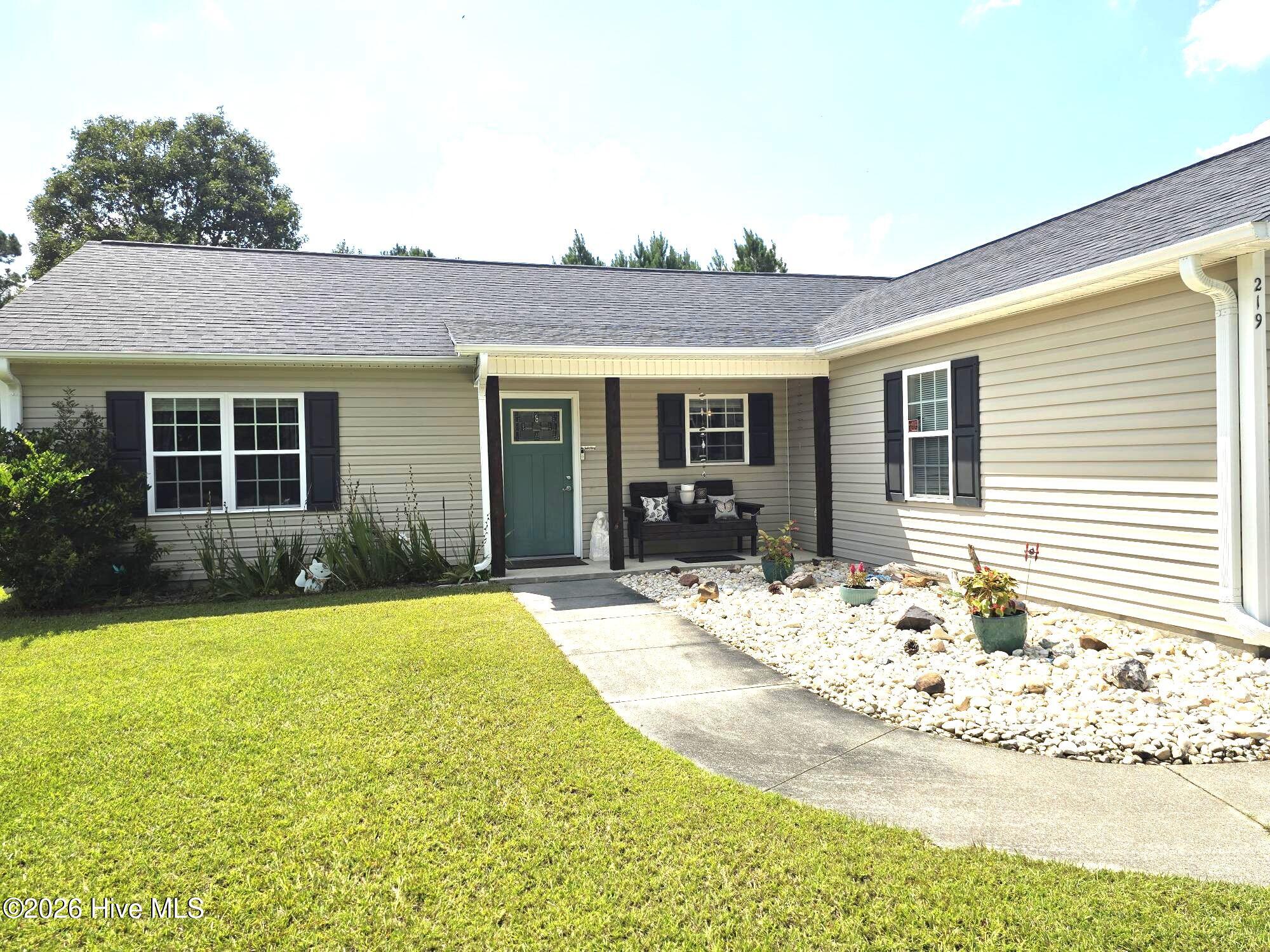 219 Loren Road Hubert, NC 28539 - Photo 1 of 39 Gallery Image 1