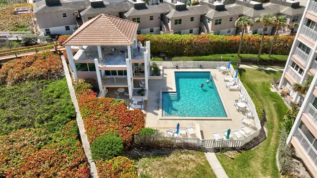 $2,500 | 1550 Northeast Ocean Boulevard, Unit 302, Stuart, FL 34996