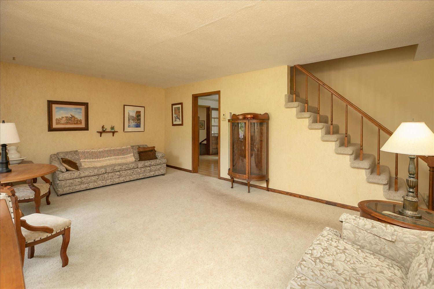 54769 270th Street Austin, MN 55912 - Photo 6 of 50