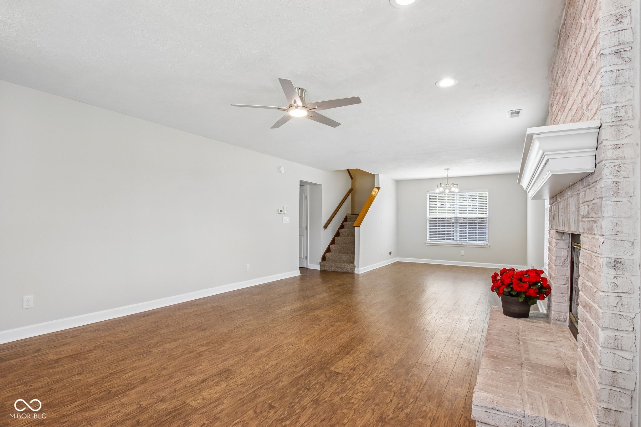 12665 Mead Court Fishers, IN 46038 - Photo 4 of 32