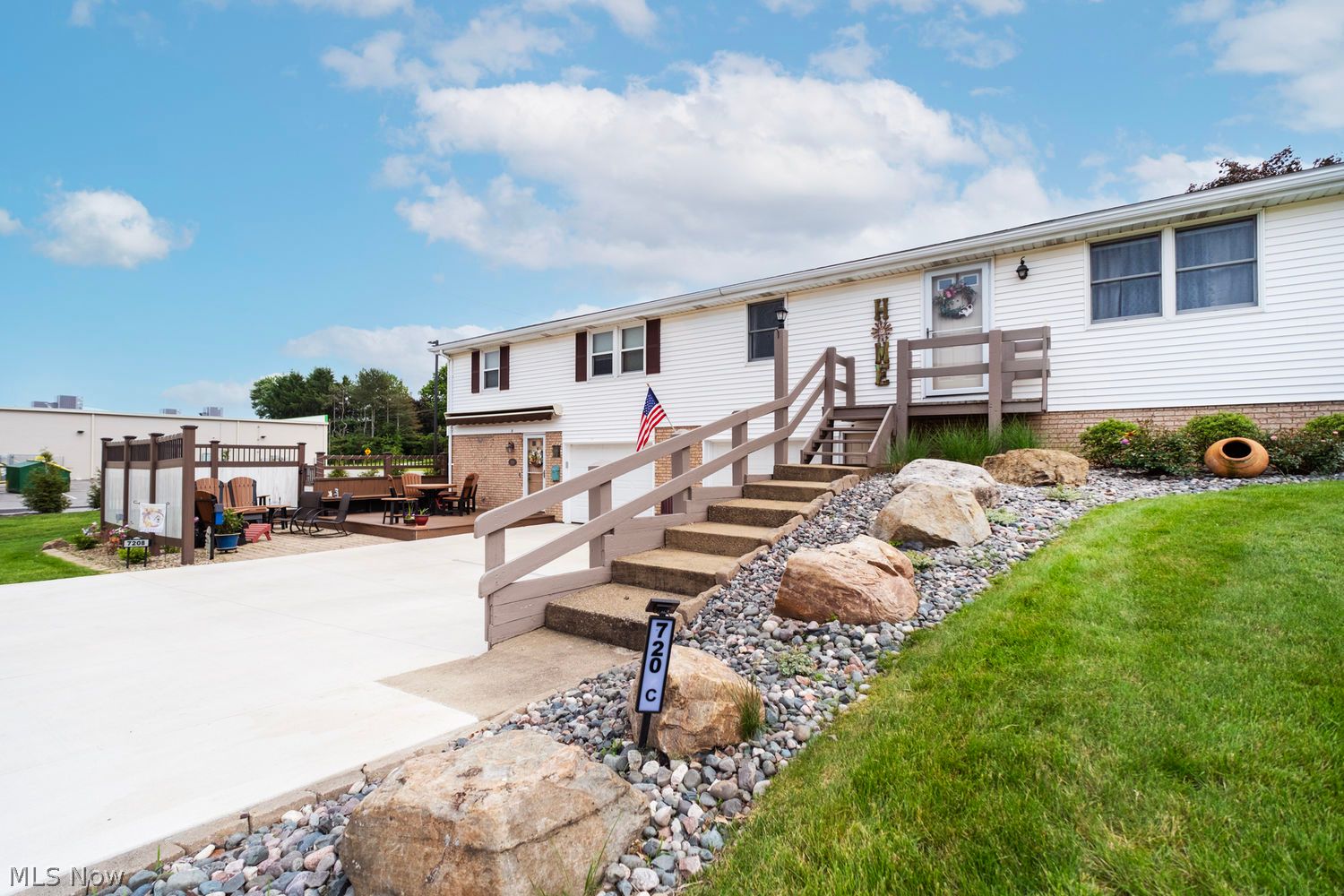 720 Springfield Road, Unit C Columbiana, OH 44408 - Photo 2 of 20
