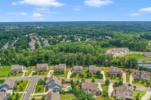 a view of yard with outdoor seating and city view