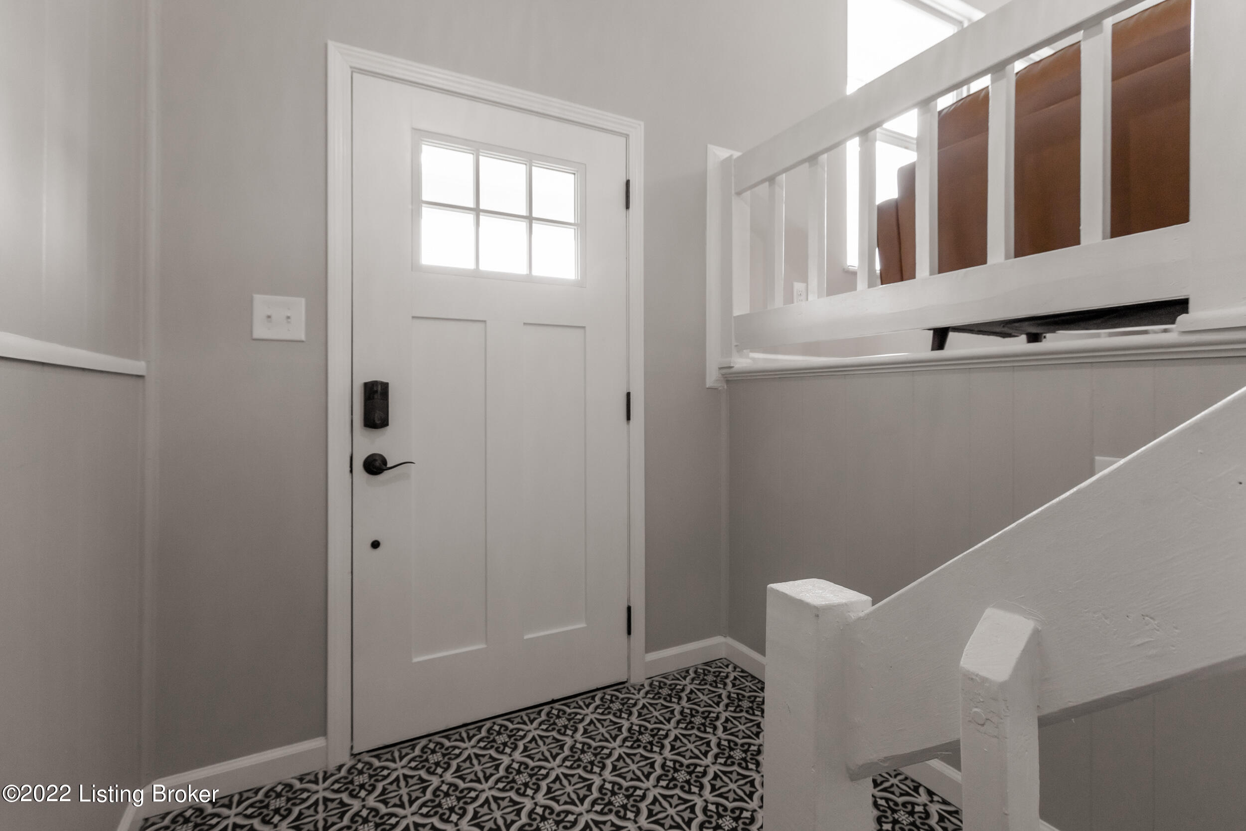 572 Gates Road Elizabethtown, KY 42701 - Photo 9 of 45 new tile foyer...