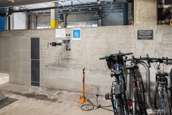 a view of a garage