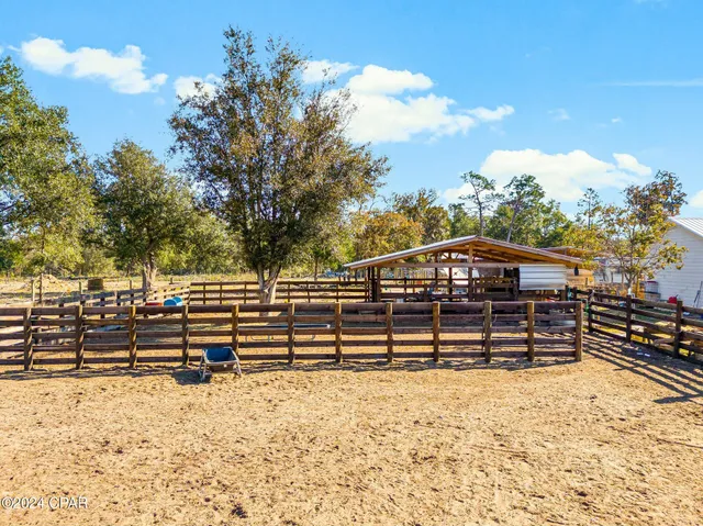 $359,900 | 10917 Lawrence Road, Fountain, FL 32438