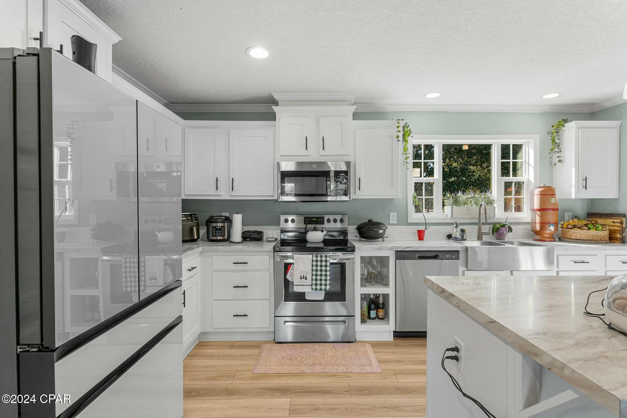 10917 Lawrence Road Fountain, FL 32438 - Photo 5 of 64