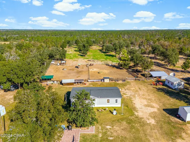 $359,900 | 10917 Lawrence Road, Fountain, FL 32438