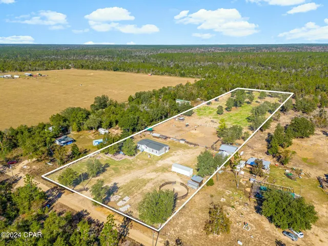 $359,900 | 10917 Lawrence Road, Fountain, FL 32438