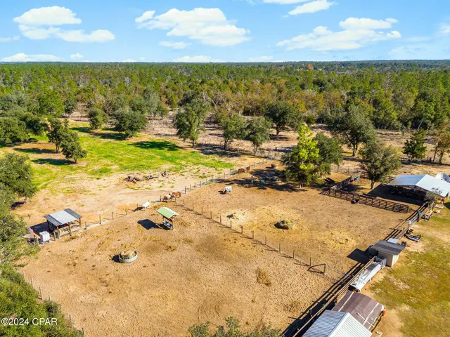 $359,900 | 10917 Lawrence Road, Fountain, FL 32438