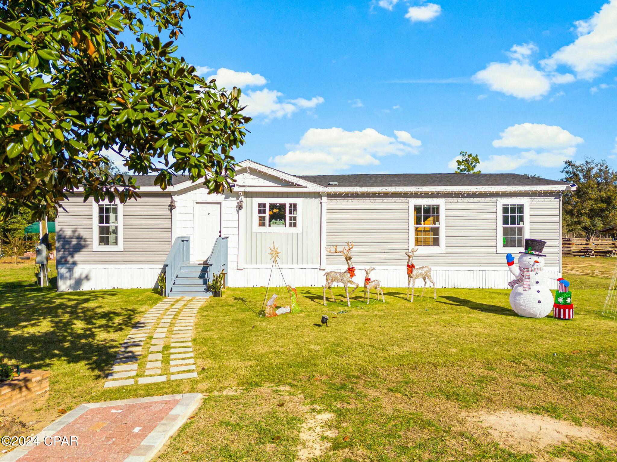 10917 Lawrence Road Fountain, FL 32438 - Photo 8 of 64