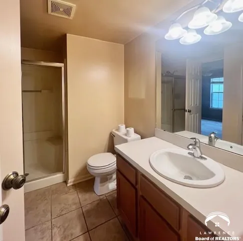 $269,900 | 5007 Congressional Way, Lawrence, KS 66049