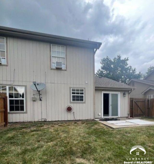 5007 Congressional Way Lawrence, KS 66049 - Photo 3 of 15