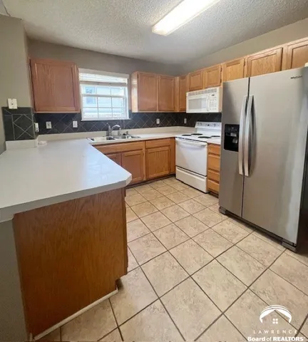 $269,900 | 5007 Congressional Way, Lawrence, KS 66049