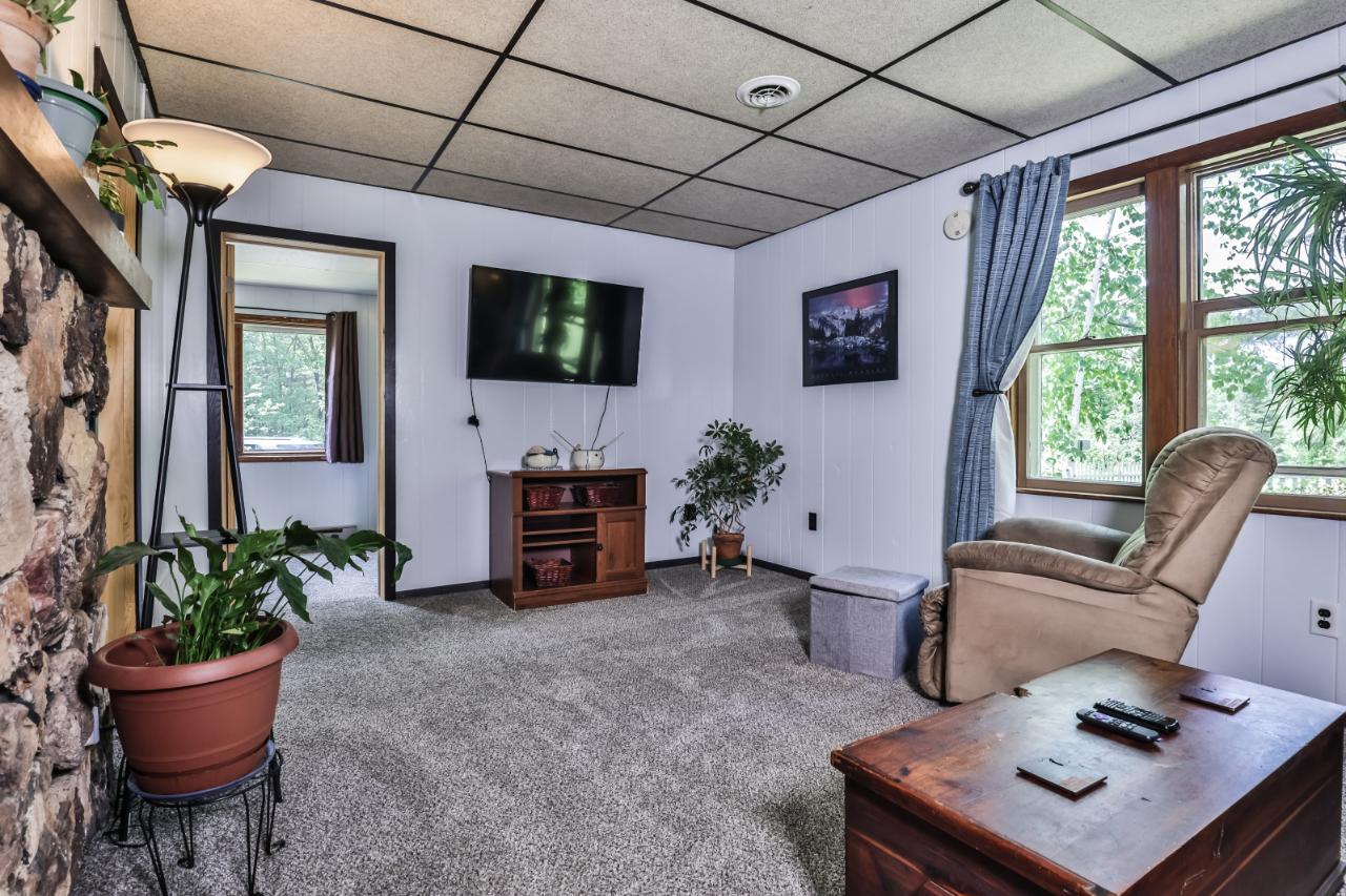 7784 Townsite Road Presque Isle, WI 54557 - Photo 10 of 21 Gallery Image 10