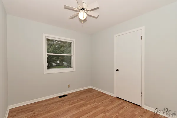 $2,000 | 3715 West Prestwick Street, McHenry, IL 60050