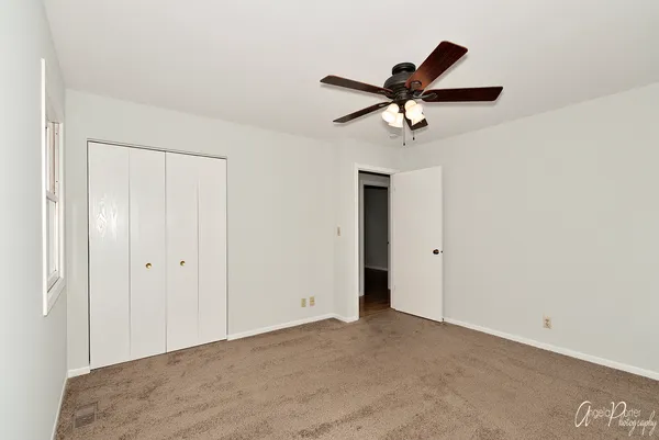 $2,000 | 3715 West Prestwick Street, McHenry, IL 60050