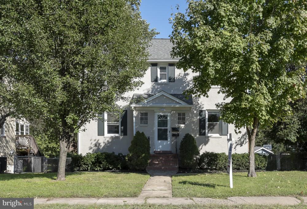 5563 Ashbourne Road Halethorpe, MD 21227 - Photo 1 of 22 Front of House