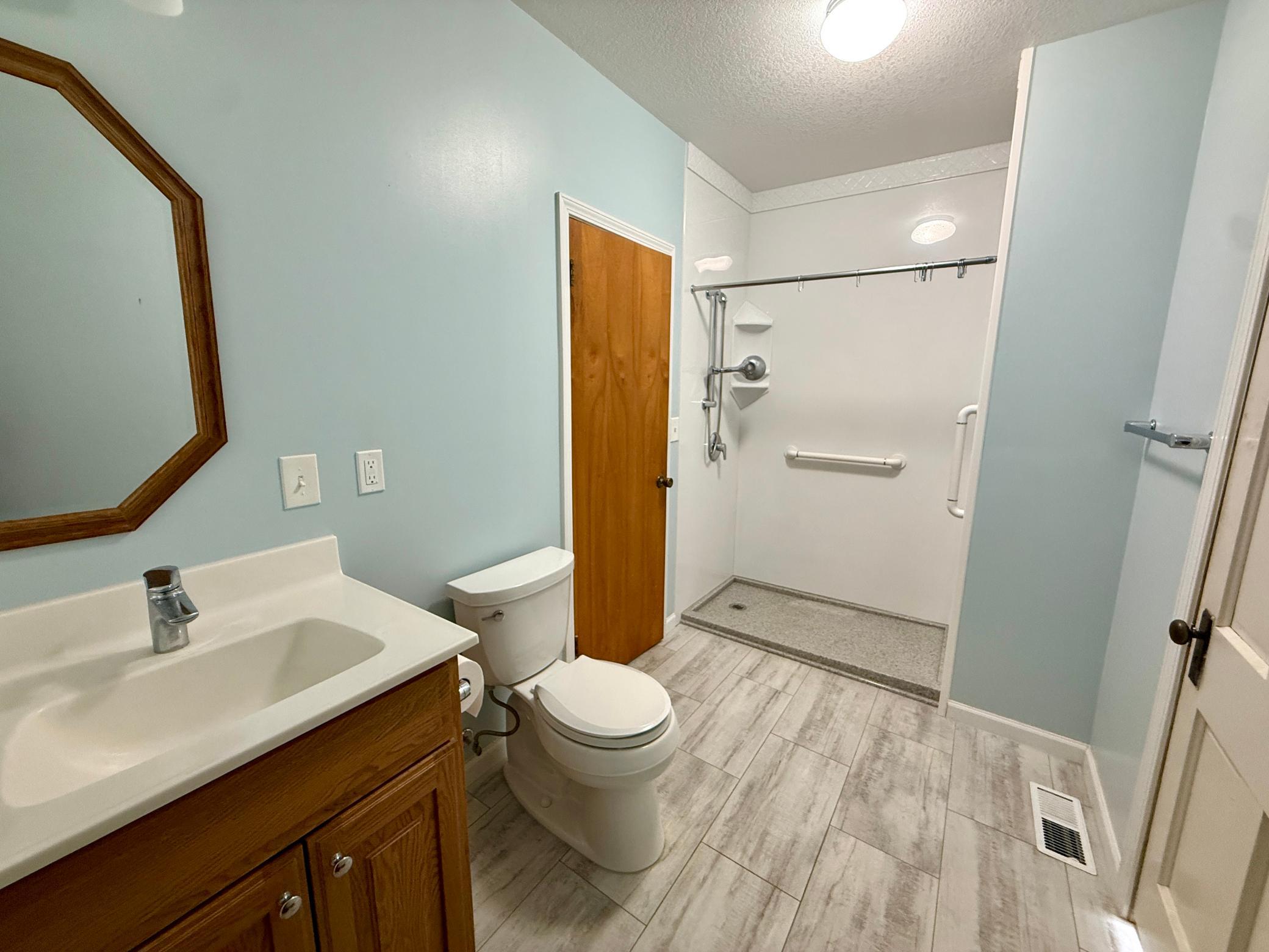 512 South Broadway Avenue Spring Valley, MN 55975 - Photo 12 of 27