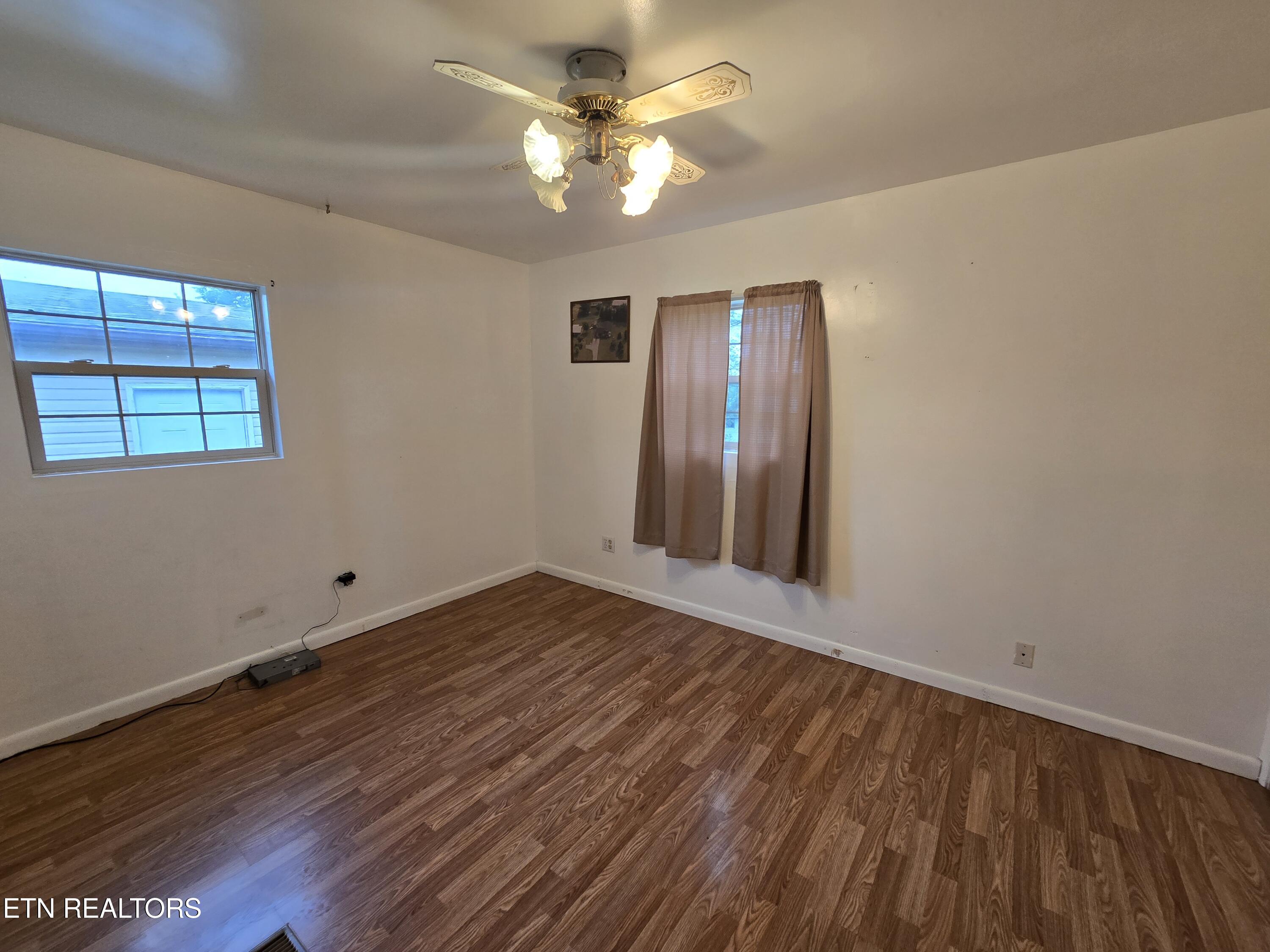 288 Machine Branch Road Ewing, VA 24248 - Photo 16 of 32 20250527_171955