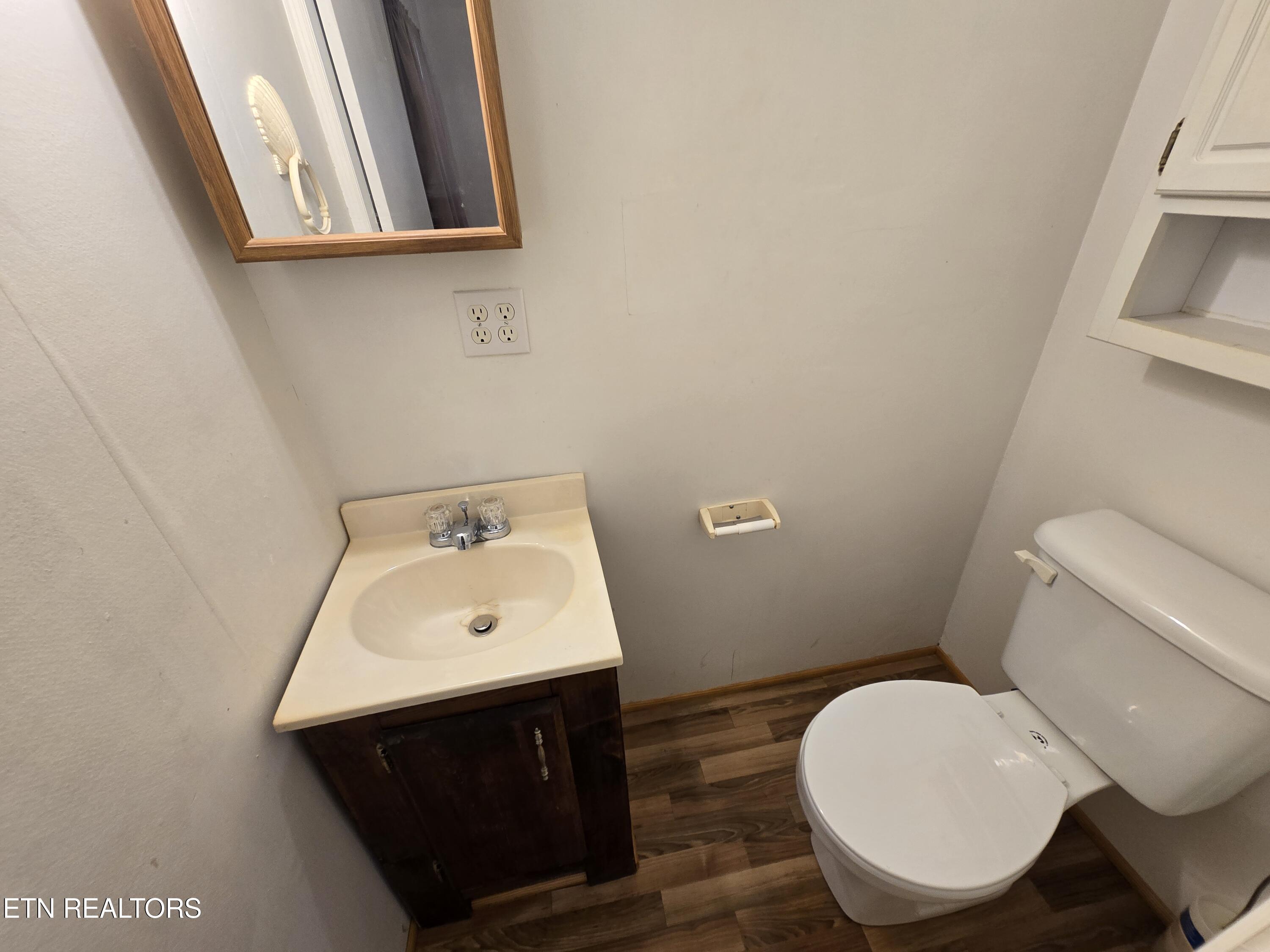 288 Machine Branch Road Ewing, VA 24248 - Photo 17 of 32 20250527_172007