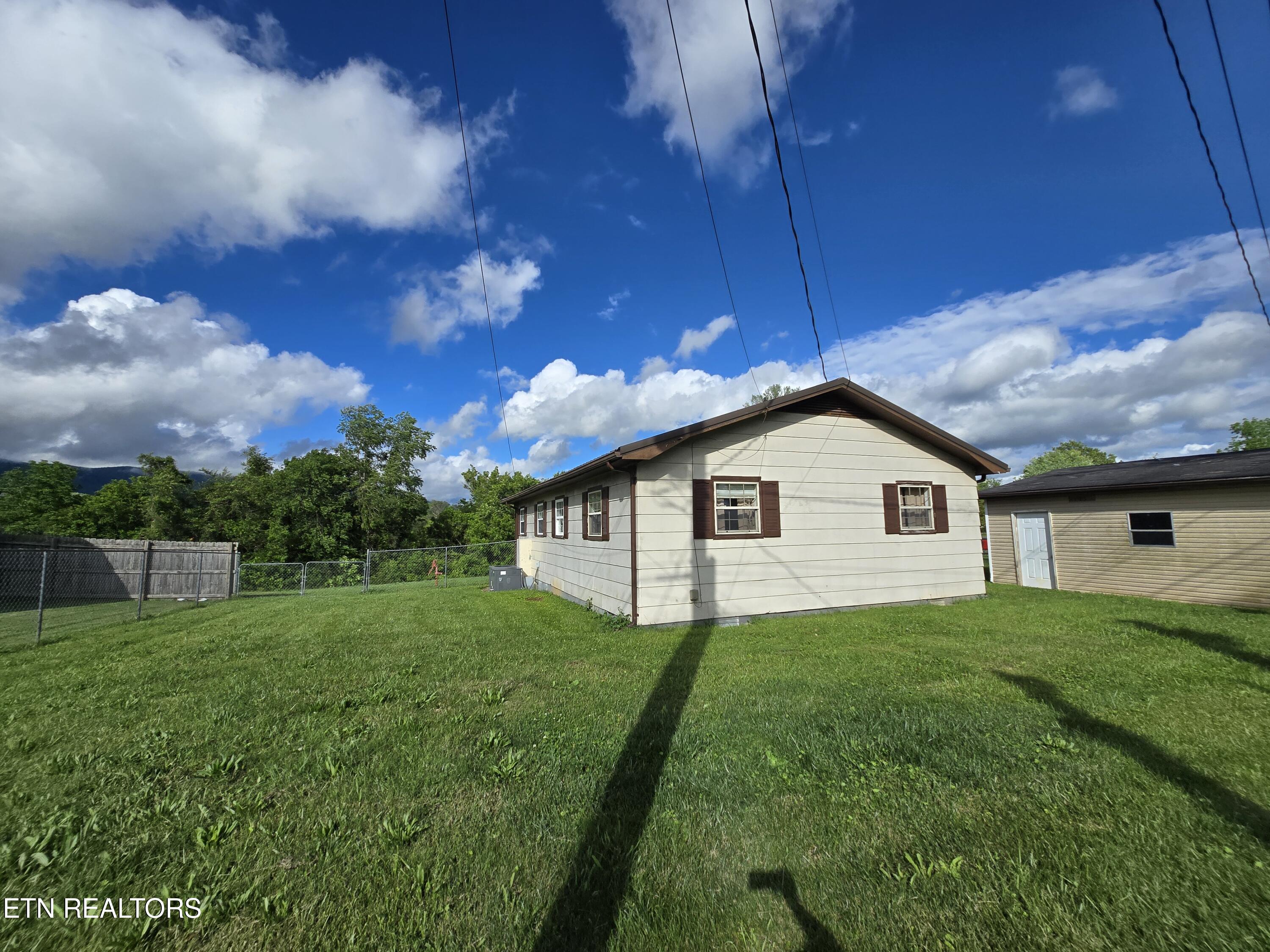 288 Machine Branch Road Ewing, VA 24248 - Photo 30 of 32 20250530_175701