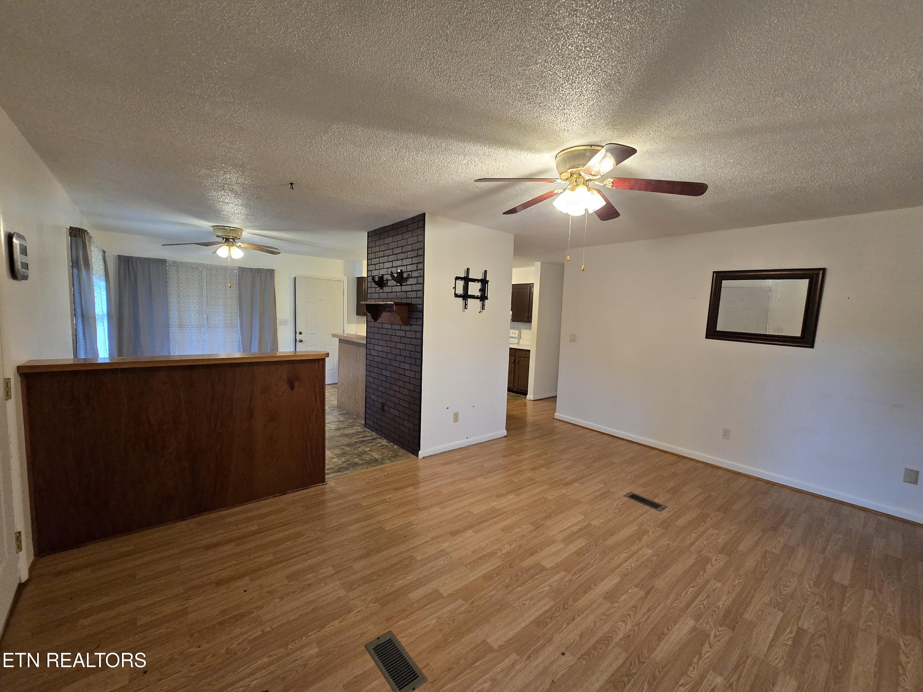 288 Machine Branch Road Ewing, VA 24248 - Photo 7 of 32 20250527_172210