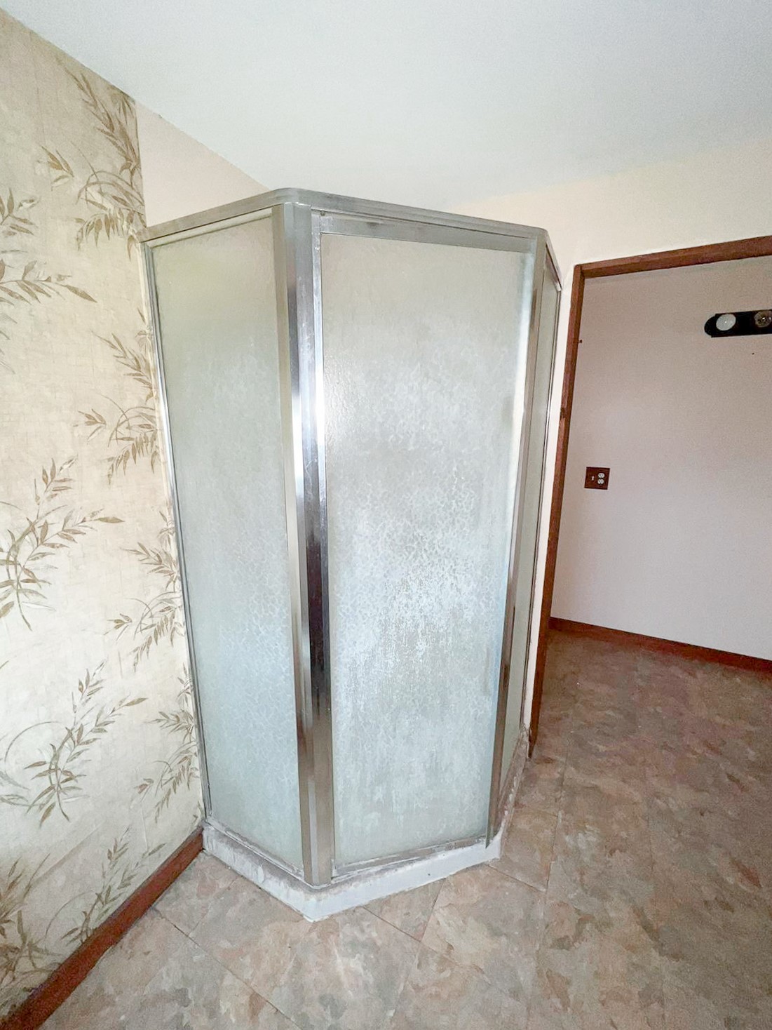 38440 Fisk Lane Pattison, TX 77423 - Photo 23 of 34 a view of bathroom with shower