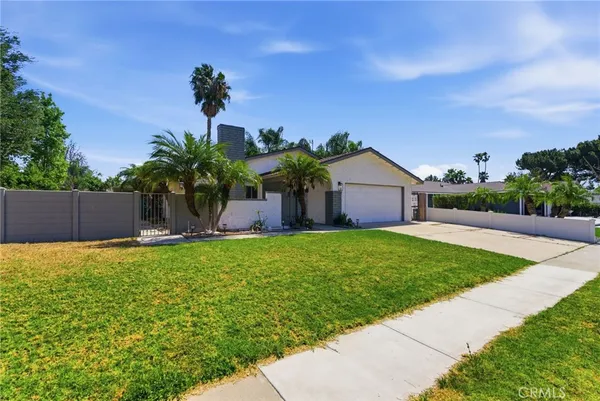 $859,000 | 1019 Meadowview Court, Corona, CA 92878