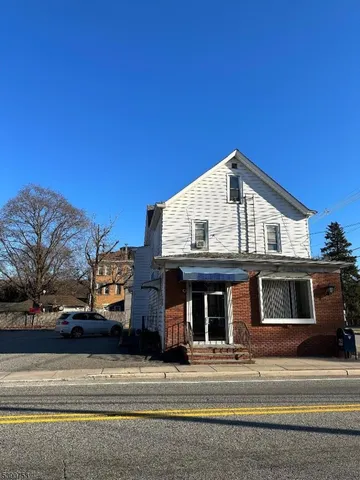 $1,875 | 636 Ringwood Avenue, Wanaque, NJ 07465