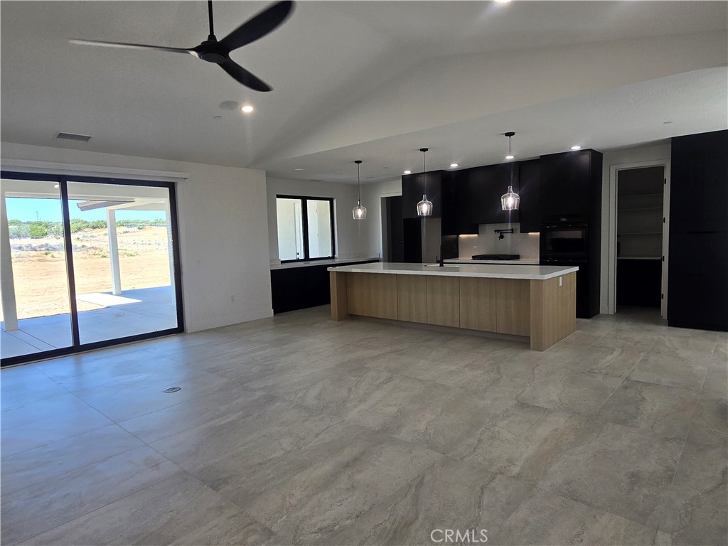 6224 Outpost Road Oak Hills, CA 92344 - Photo 17 of 58