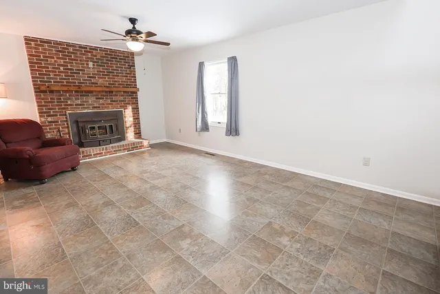 $424,900 | 22916 Gunston Drive, Lexington Park, MD 20653