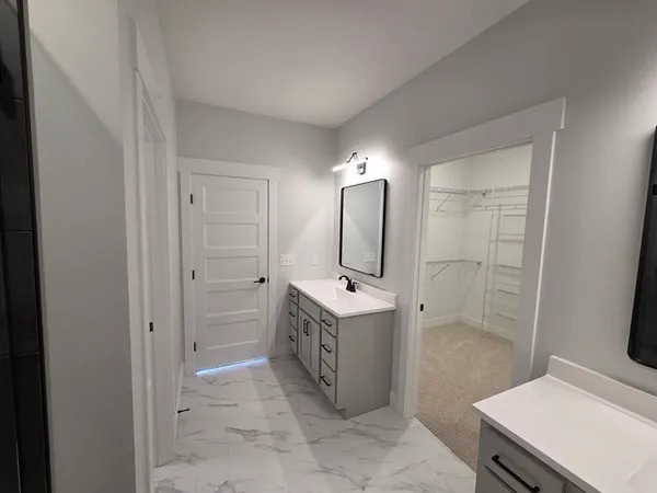 $565,000 | 103 Bowz Drive, Downs, IL 61736