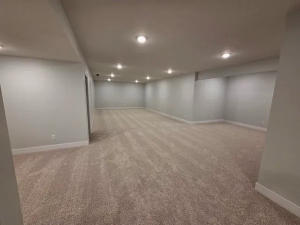 $565,000 | 103 Bowz Drive, Downs, IL 61736