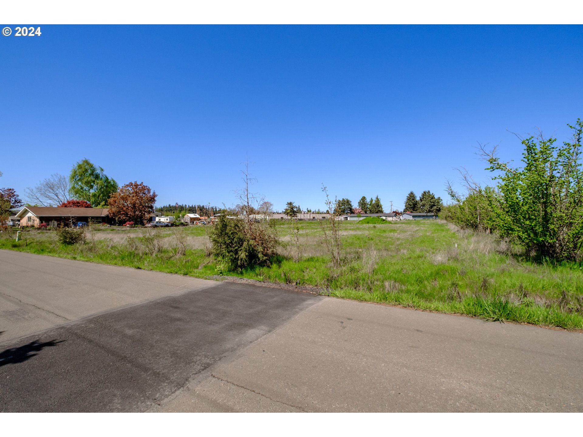 1661 East Lincoln Road Woodburn, OR 97071 - Photo 26 of 35