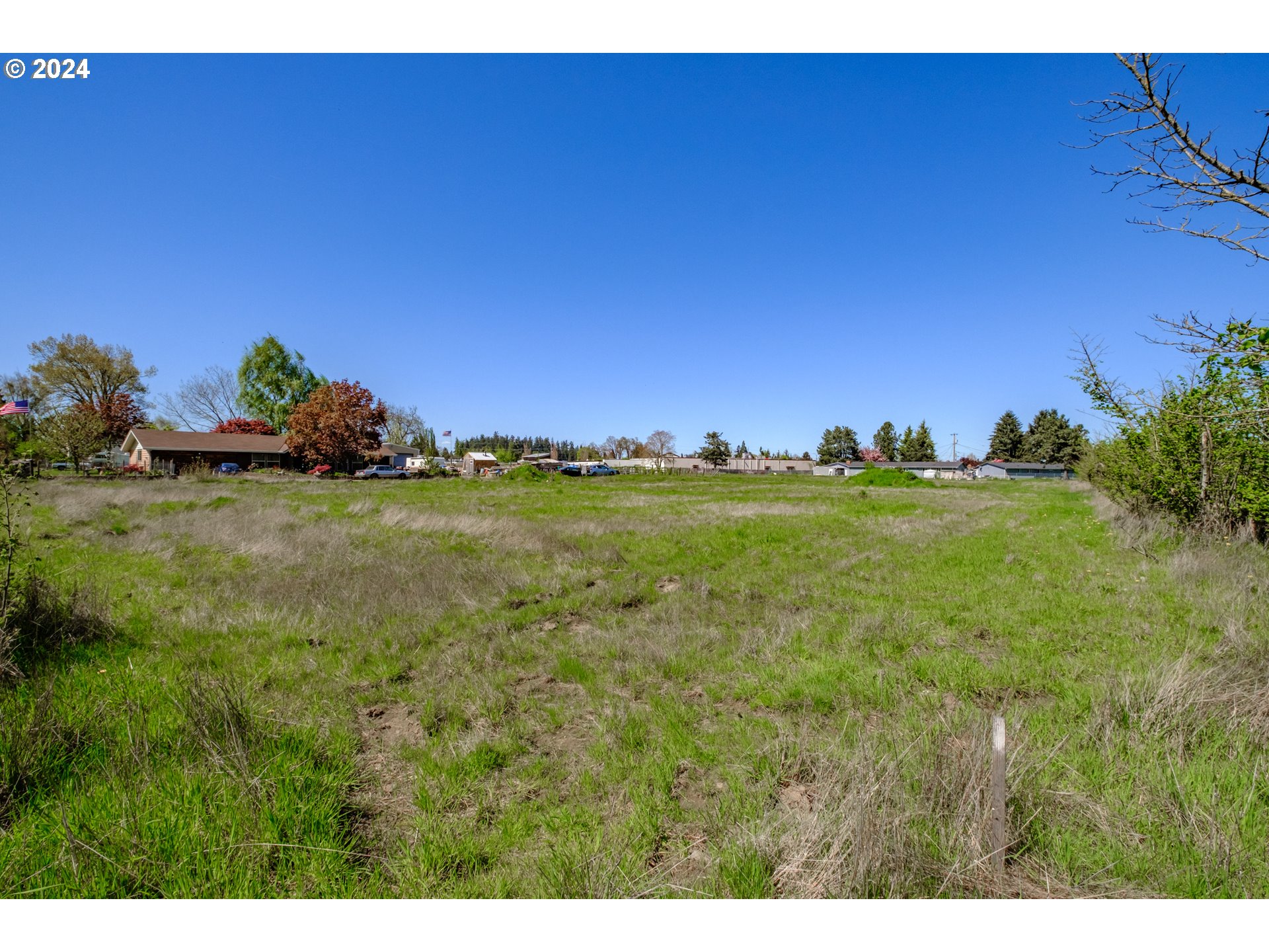 1661 East Lincoln Road Woodburn, OR 97071 - Photo 28 of 35