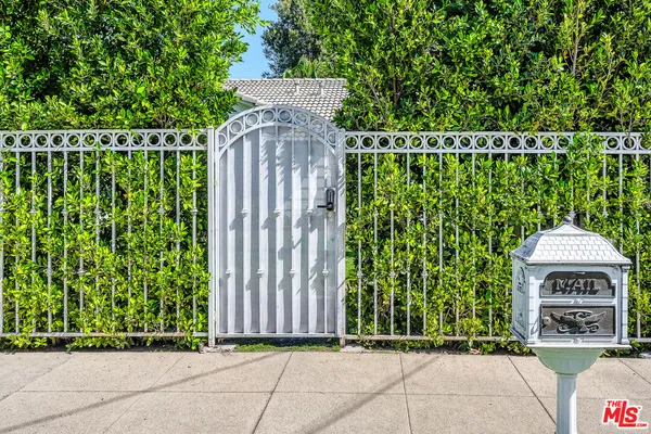 $995,000 | 6636 Tobias Avenue, Van Nuys, CA 91405