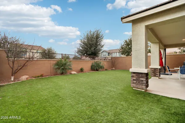 $709,900 | 2041 East Wisteria Drive, Chandler, AZ 85286