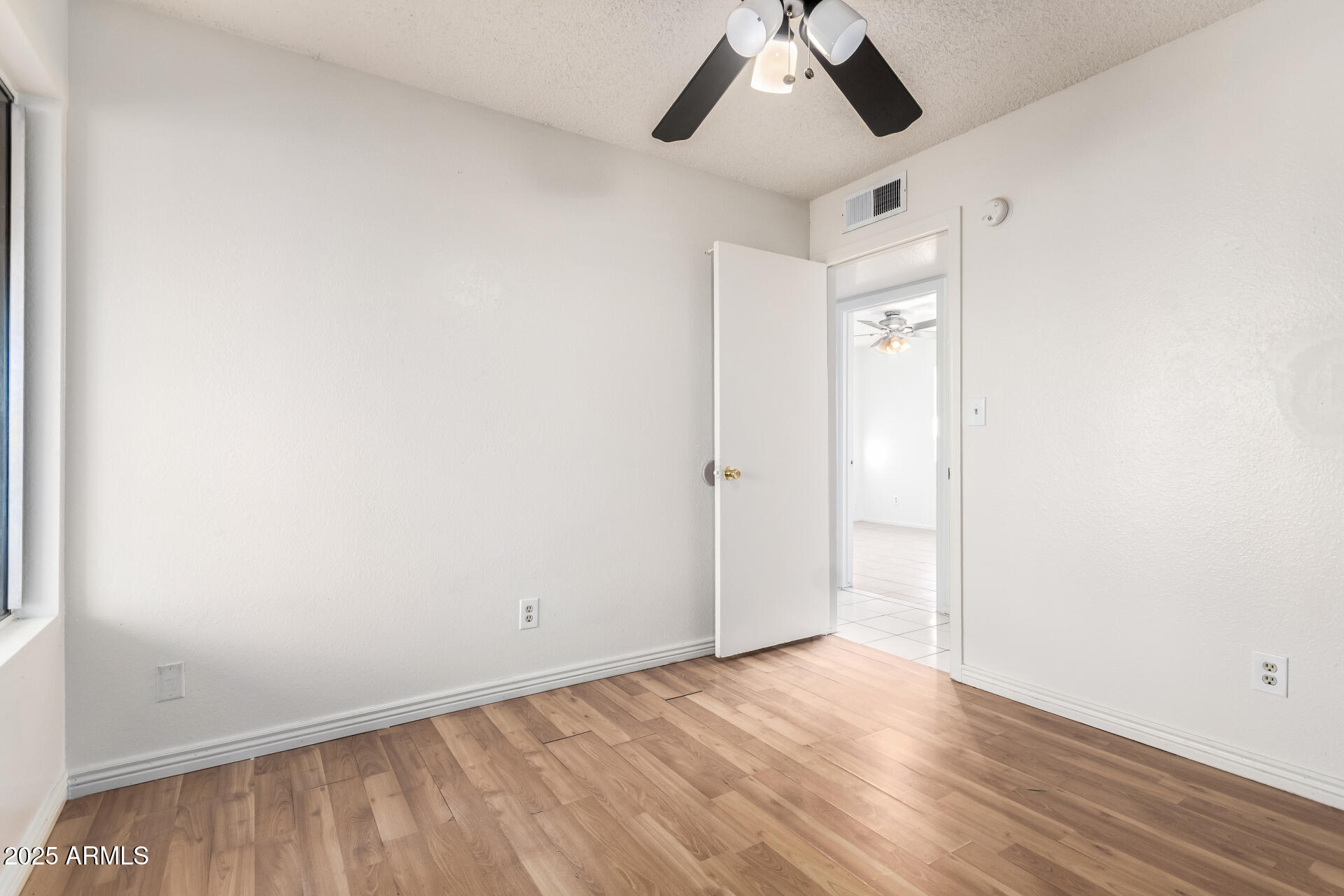7133 West Hatcher Road Peoria, AZ 85345 - Photo 17 of 28 17 - Hatcher
