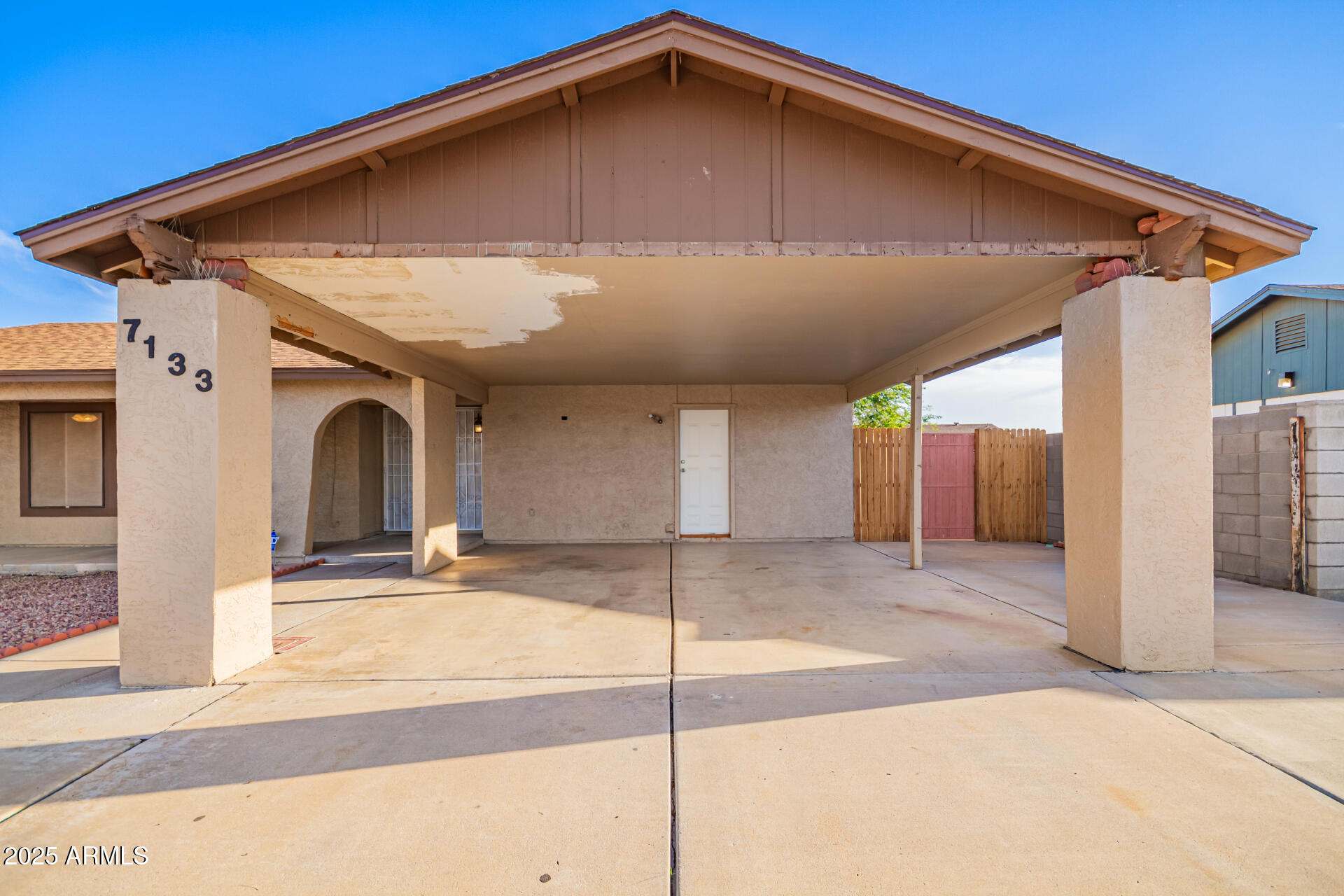 7133 West Hatcher Road Peoria, AZ 85345 - Photo 7 of 28 7 - Hatcher