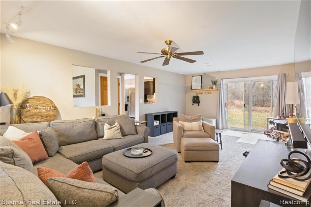 3322 Genoa Road Clarkston, MI 48346 - Photo 12 of 37 Gallery Image 12