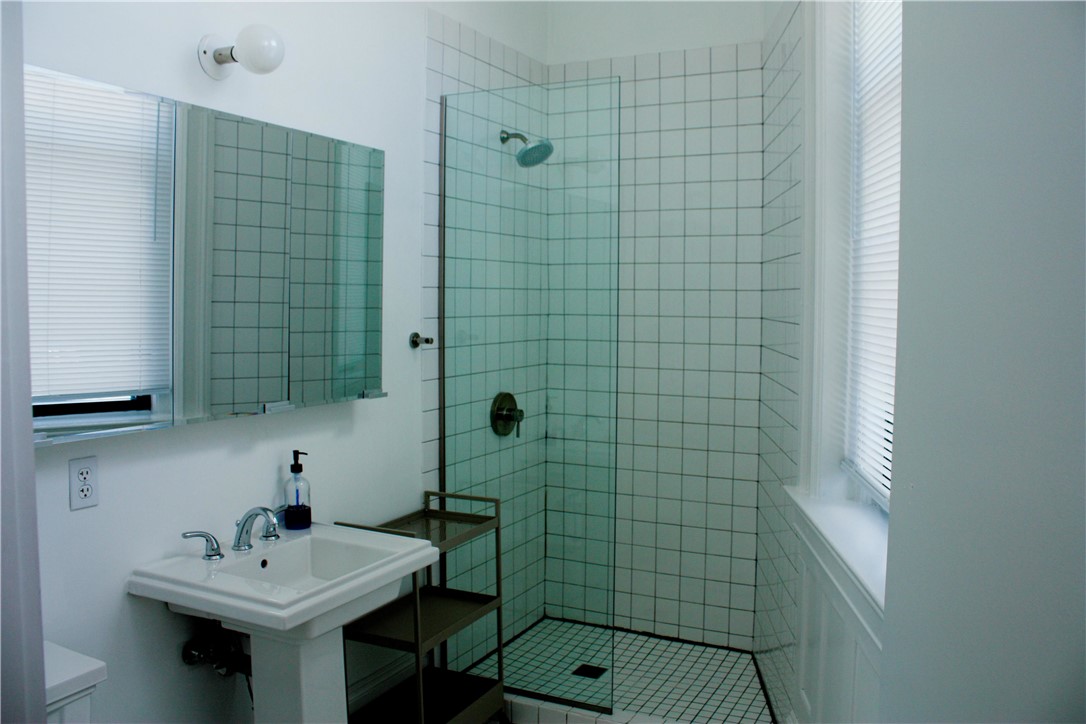 225 Weybosset Street, Unit 10 Providence, RI 02903 - Photo 12 of 13