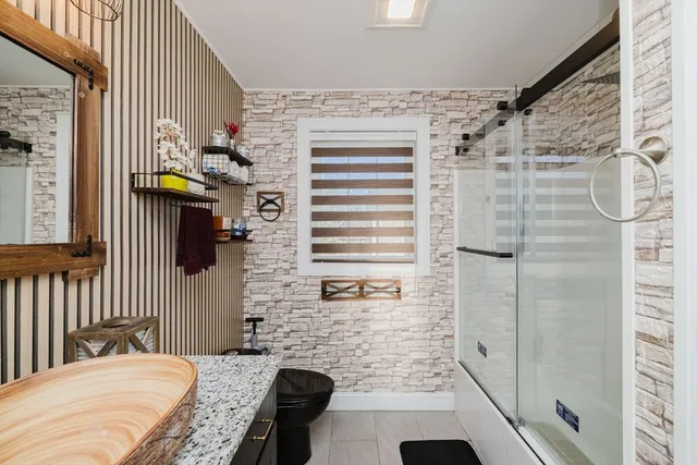 $689,800 | 65 Armsby Street, New Bedford, MA 02745