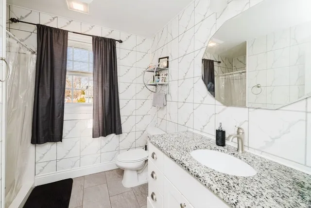 $689,800 | 65 Armsby Street, New Bedford, MA 02745