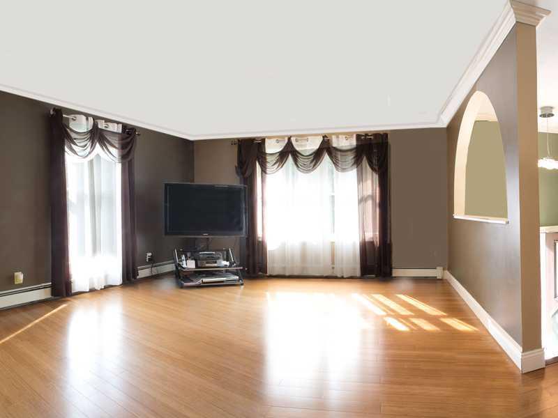 14 Carriage Road Freeport, ME 04032 - Photo 2 of 18 Living Room.