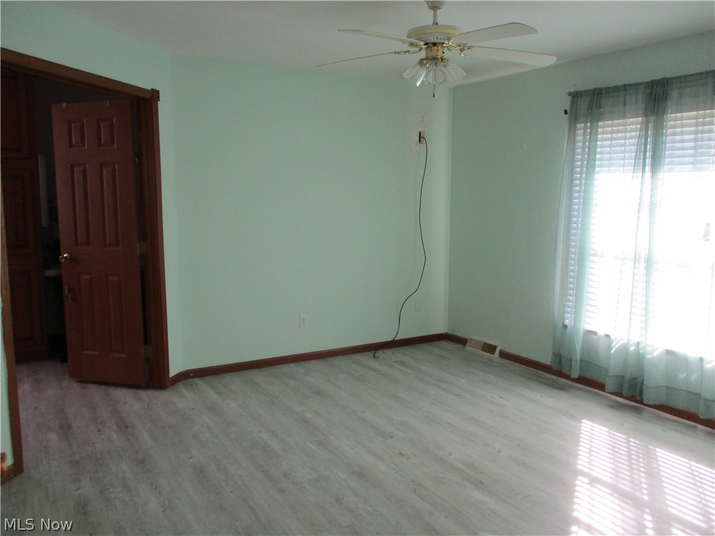 35793 Chestnut Ridge Road North Ridgeville, OH 44039 - Photo 9 of 18 Master bedroom