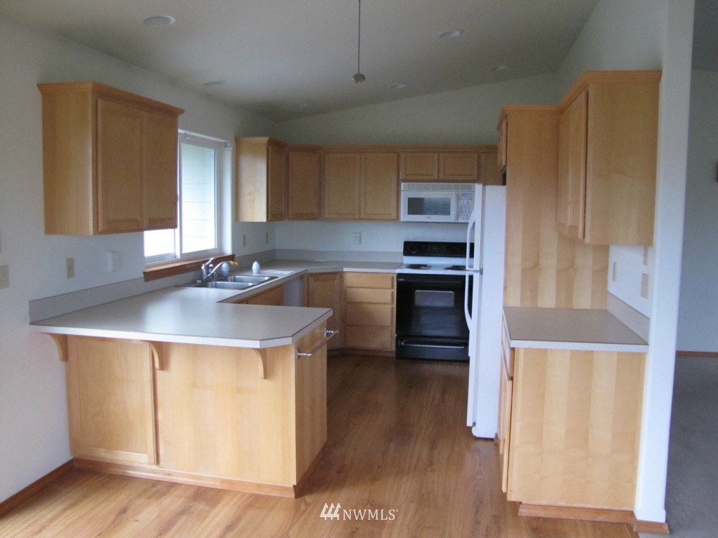 21 Ridge View Drive Sequim, WA 98382 - Photo 5 of 11