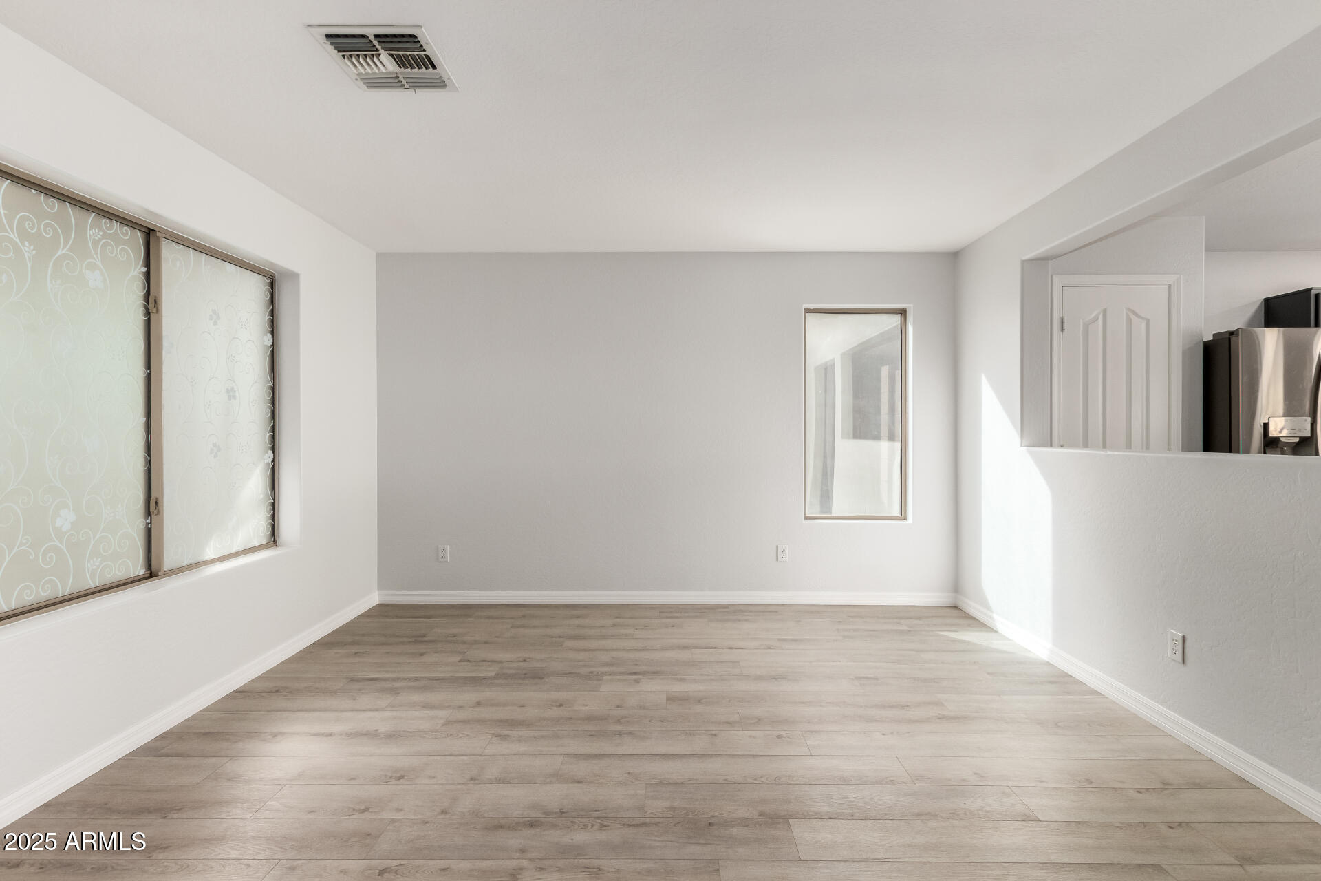 16198 West Redfield Road Surprise, AZ 85379 - Photo 6 of 35 Gallery Image 6