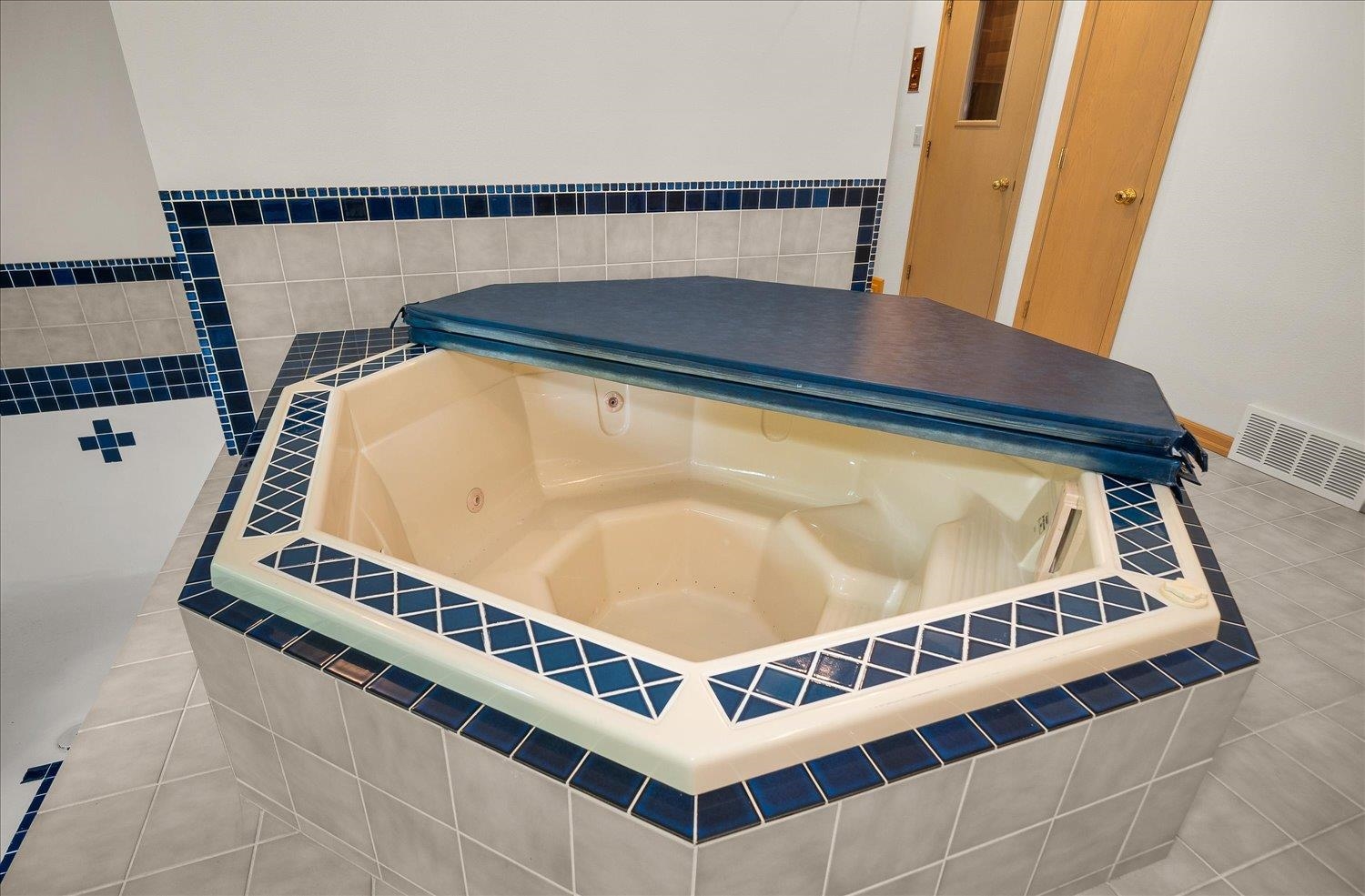4215 South Madison Road Spokane Valley, WA 99206 - Photo 40 of 49