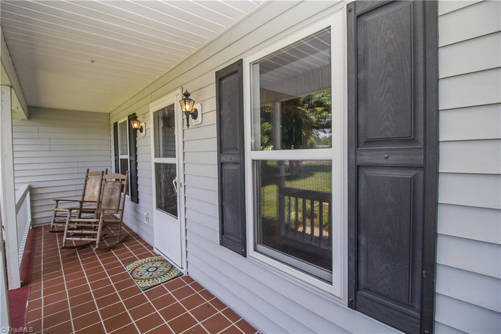 318 Helmstetler Road Lexington, NC 27295 - Photo 2 of 28